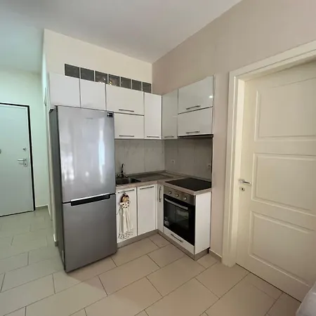Vlora Home * Vlorë